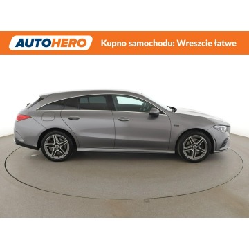 Mercedes - Benz CLA-klasa  Kombi 2021,  1.3 hybryda, automat - Na sprzedaż za 91 900 zł - Warszawa - zdjęcie 9