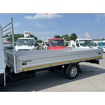 Iveco Daily 2023,  3.0 diesel, automat - Na sprzedaż za 168 510 zł - Widełki - zdjęcie 3