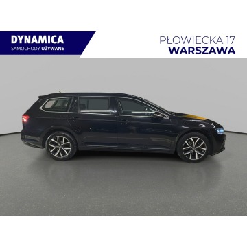 Volkswagen Passat  Kombi 2023,  1.5 benzyna, automat - Na sprzedaż za 74 900 zł - Warszawa - zdjęcie 8