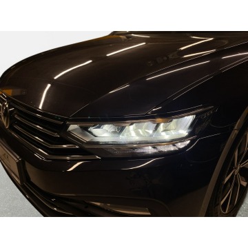 Volkswagen Passat  Kombi 2023,  1.5 benzyna, automat - Na sprzedaż za 74 900 zł - Warszawa - zdjęcie 9