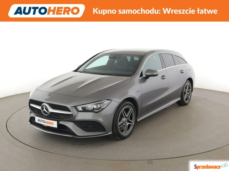 Mercedes - Benz CLA-klasa  Kombi 2021,  1.3 hybryda, automat - Na sprzedaż za 91 900 zł - Warszawa