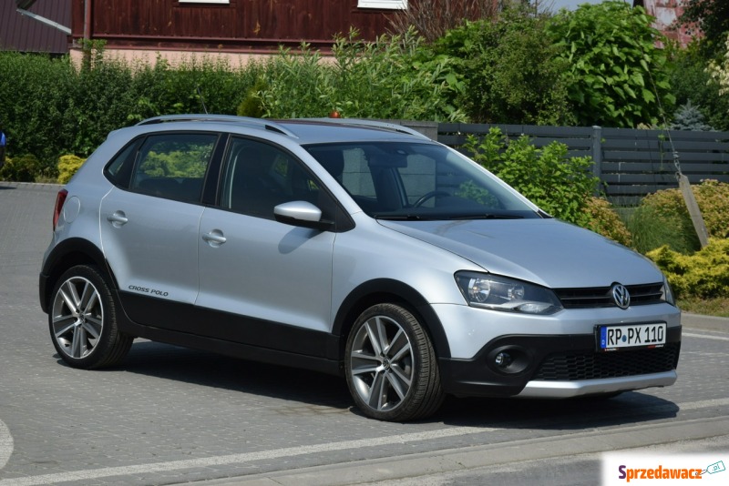 Volkswagen Polo  Hatchback 2011,  1.4 benzyna, automat - Na sprzedaż za 29 900 zł - Majdan Sieniawski