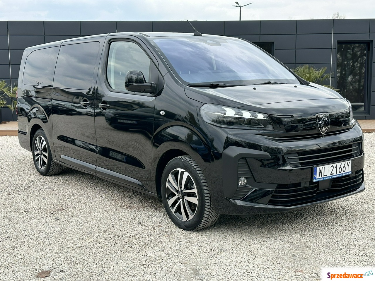 Peugeot Traveller 2025
