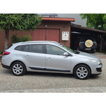 Renault Megane  Kombi 2012,  1.6 benzyna - Na sprzedaż za 21 900 zł - Radom - zdjęcie 5