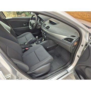 Renault Megane  Kombi 2012,  1.6 benzyna - Na sprzedaż za 21 900 zł - Radom - zdjęcie 10