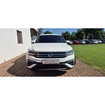 Volkswagen Tiguan Allspace  SUV 2024,  2.0 benzyna, automat - Na sprzedaż za 99 800 zł - Paproć - zdjęcie 2