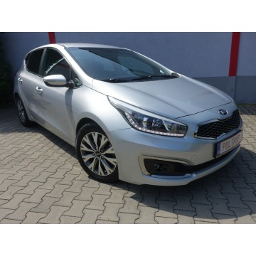 Kia Ceed  Hatchback 2018,  1.6 diesel - Na sprzedaż za 37 900 zł - Częstochowa - zdjęcie 2