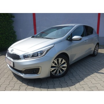 Kia Ceed  Hatchback 2018,  1.6 diesel - Na sprzedaż za 37 900 zł - Częstochowa - zdjęcie 3