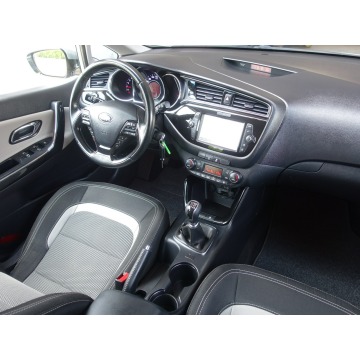 Kia Ceed  Hatchback 2018,  1.6 diesel - Na sprzedaż za 37 900 zł - Częstochowa - zdjęcie 11