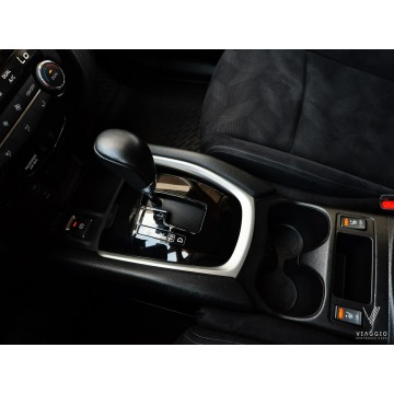Nissan X-Trail  SUV 2017,  2.0 diesel, automat - Na sprzedaż za 46 899 zł - Tychy - zdjęcie 11