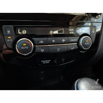 Nissan X-Trail  SUV 2017,  2.0 diesel, automat - Na sprzedaż za 46 899 zł - Tychy - zdjęcie 12