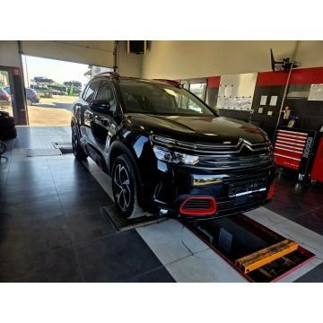 Citroen C5 Aircross  SUV 2019,  1.2 benzyna - Na sprzedaż za 52 499 zł - Tychy - zdjęcie 6