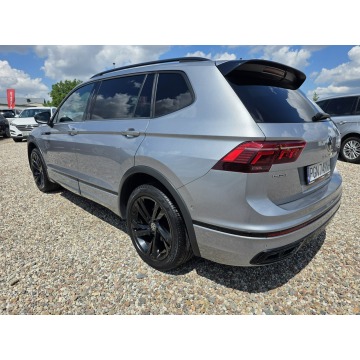 Volkswagen Tiguan Allspace  SUV 2022,  2.0 diesel, automat - Na sprzedaż za 119 900 zł - Gniezno - zdjęcie 11