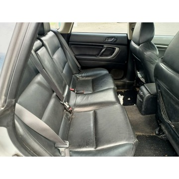Subaru Legacy  Kombi 2004,  2.0 benzyna+LPG - Na sprzedaż za 2 950,00 zł - Tarnów - zdjęcie 6