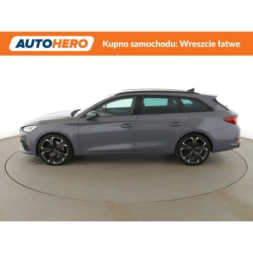 Cupra Leon  Kombi 2022,  2.0 benzyna, automat - Na sprzedaż za 109 200 zł - Warszawa - zdjęcie 2