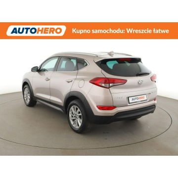 Hyundai Tucson  SUV 2016,  1.6 benzyna - Na sprzedaż za 53 500 zł - Warszawa - zdjęcie 4