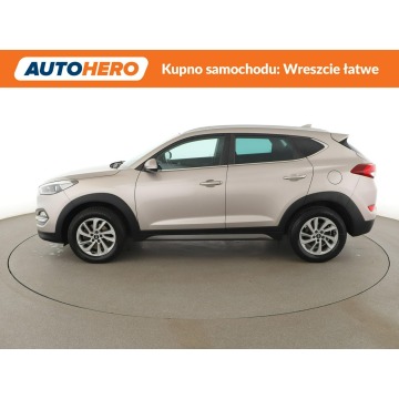 Hyundai Tucson  SUV 2016,  1.6 benzyna - Na sprzedaż za 53 500 zł - Warszawa - zdjęcie 2