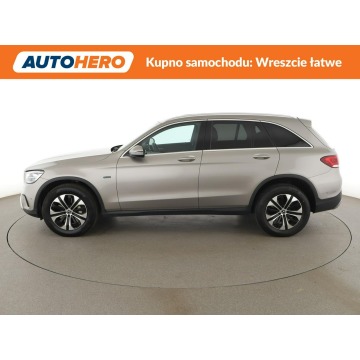Mercedes - Benz GLC-klasa  SUV 2021,  2.0 hybryda, automat - Na sprzedaż za 126 500 zł - Warszawa - zdjęcie 2
