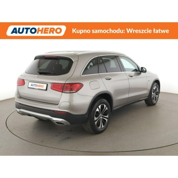 Mercedes - Benz GLC-klasa  SUV 2021,  2.0 hybryda, automat - Na sprzedaż za 126 500 zł - Warszawa - zdjęcie 7