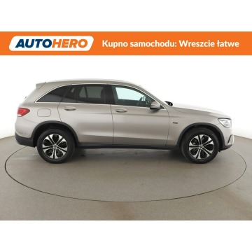 Mercedes - Benz GLC-klasa  SUV 2021,  2.0 hybryda, automat - Na sprzedaż za 126 500 zł - Warszawa - zdjęcie 9