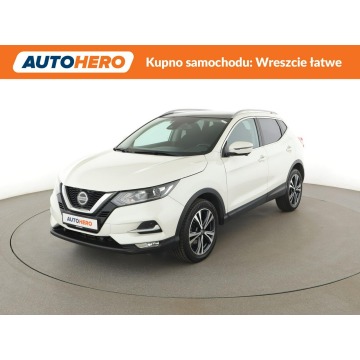 Nissan Qashqai - N-Connecta automat panorama navi