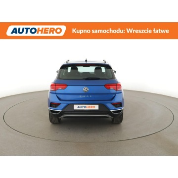 Volkswagen T-Roc  SUV 2018,  1.0 benzyna - Na sprzedaż za 55 800 zł - Warszawa - zdjęcie 6