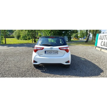 Toyota Yaris  Hatchback 2020,  1.5 benzyna - Na sprzedaż za 45 900 zł - Goczałkowice-Zdrój - zdjęcie 5