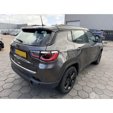 Jeep Compass  SUV 2019,  1.4 - Na sprzedaż za 49 800 zł - Malutkie - zdjęcie 4