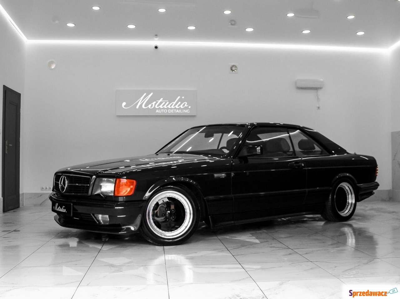 Mercedes - Benz 1986