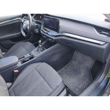 Skoda Octavia 2020 - Na sprzedaż za 52 275 zł - Wrocław - zdjęcie 4