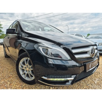 Mercedes - Benz B-klasa  Hatchback 2014,  1.6 benzyna, automat - Na sprzedaż za 40 899 zł - Tychy - zdjęcie 2