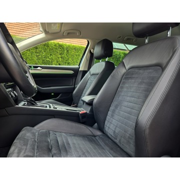 Volkswagen Passat  Kombi 2015,  2.0 diesel, automat - Na sprzedaż za 47 900 zł - Tychy - zdjęcie 10