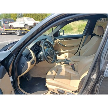 BMW X1  SUV 2010,  2.0 diesel, automat - Na sprzedaż za 25 950 zł - Tarnów - zdjęcie 4