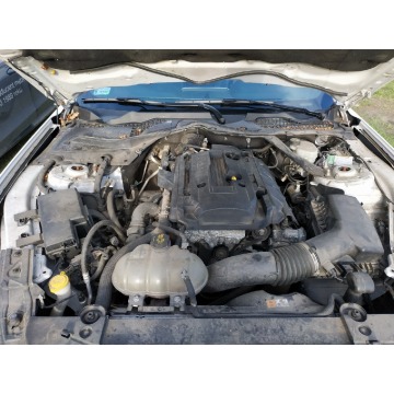 Ford Mustang 2017 benzyna - Na sprzedaż za 70 725 zł - Wrocław - zdjęcie 4