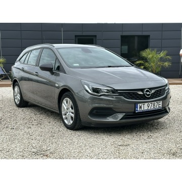 Opel Astra  Kombi 2021,  1.2 benzyna - Na sprzedaż za 36 800 zł - Pęcice - zdjęcie 1