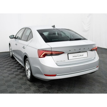 Skoda Octavia  Sedan/Limuzyna 2022,  1.5 benzyna - Na sprzedaż za 64 700 zł - Gdańsk - zdjęcie 4