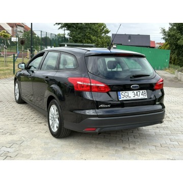 Ford Focus  Kombi 2015,  1.0 benzyna - Na sprzedaż za 17 900 zł - Knurów - zdjęcie 5