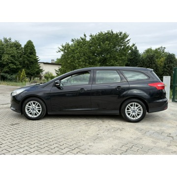 Ford Focus  Kombi 2015,  1.0 benzyna - Na sprzedaż za 17 900 zł - Knurów - zdjęcie 4