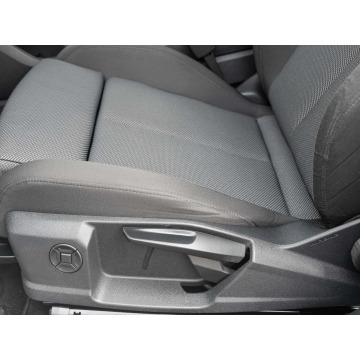 Audi Q4  SUV 2023 elektryczny, automat - Na sprzedaż za 129 850 zł - Gdańsk - zdjęcie 10