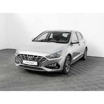 Hyundai i30  Hatchback 2022,  1.5 benzyna - Na sprzedaż za 49 850 zł - Gdynia - zdjęcie 2