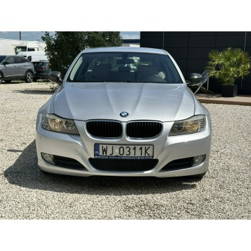 BMW Seria 3  Sedan/Limuzyna 2009,  2.0 diesel - Na sprzedaż za 17 900 zł - Pęcice - zdjęcie 2