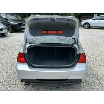 BMW Seria 3  Sedan/Limuzyna 2009,  2.0 diesel - Na sprzedaż za 17 900 zł - Pęcice - zdjęcie 9