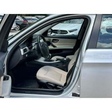 BMW Seria 3  Sedan/Limuzyna 2009,  2.0 diesel - Na sprzedaż za 17 900 zł - Pęcice - zdjęcie 11