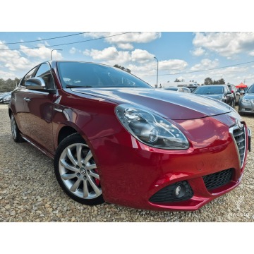 Alfa Romeo Giulietta  Liftback 2012,  1.7 benzyna - Na sprzedaż za 41 899 zł - Tychy - zdjęcie 2