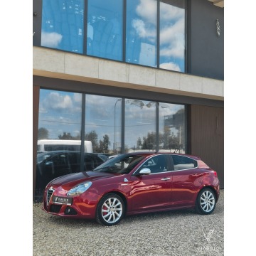 Alfa Romeo Giulietta  Liftback 2012,  1.7 benzyna - Na sprzedaż za 41 899 zł - Tychy - zdjęcie 5