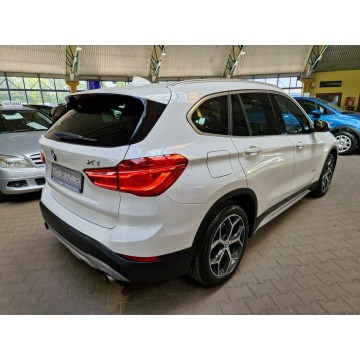 BMW X1  SUV 2016,  2.0 benzyna, automat - Na sprzedaż za 69 900 zł - Mysłowice - zdjęcie 9