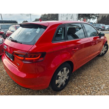 Audi A3  Hatchback 2014,  1.4 benzyna - Na sprzedaż za 47 399 zł - Tychy - zdjęcie 5