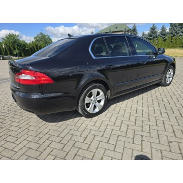Skoda Superb  Hatchback 2012,  1.4 benzyna - Na sprzedaż za 22 900 zł - Kutno - zdjęcie 8