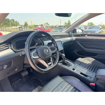 Volkswagen Passat  Sedan/Limuzyna 2019,  2.0 benzyna, automat - Na sprzedaż za 84 900 zł - Michałowice-Wieś - zdjęcie 10