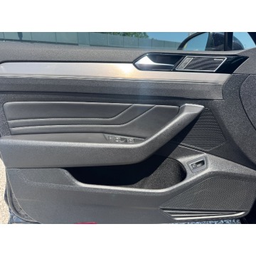 Volkswagen Passat  Sedan/Limuzyna 2019,  2.0 benzyna, automat - Na sprzedaż za 84 900 zł - Michałowice-Wieś - zdjęcie 11